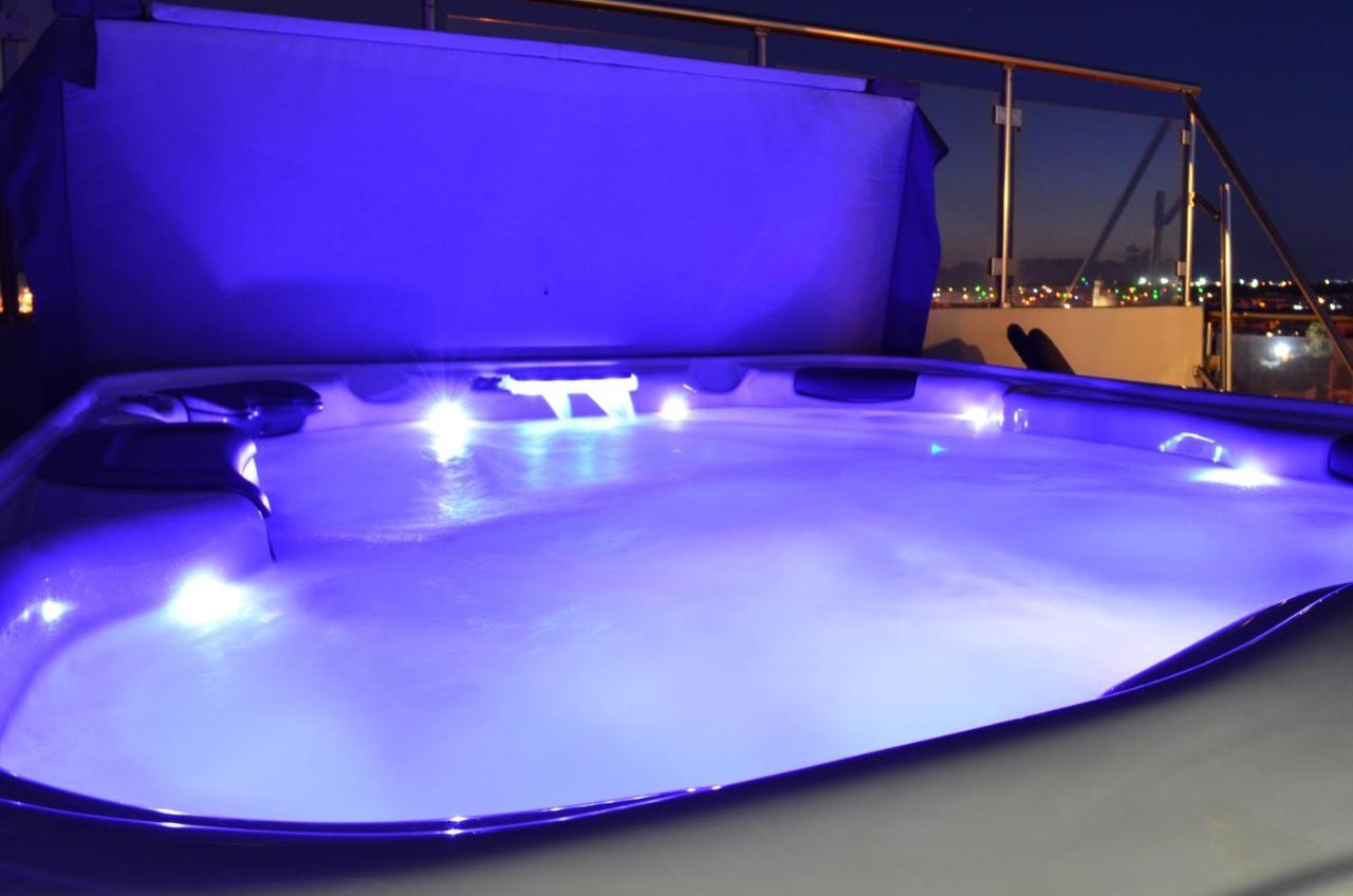 Paramount Bay Penthouse Birżebbuġa Buitenkant foto